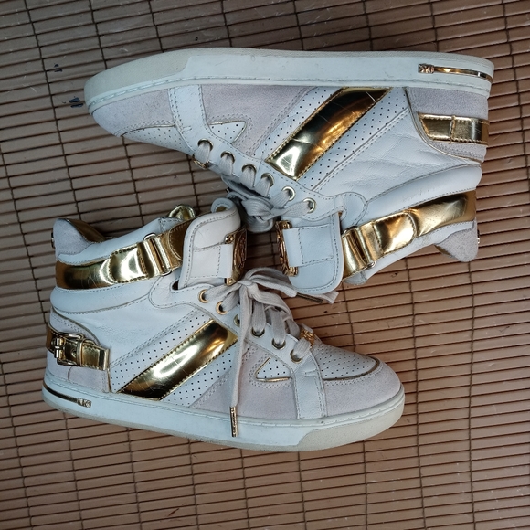 Michael Kors women's sz 9M high top sneaker boots. Perforated white leather and - Picture 5 of 11